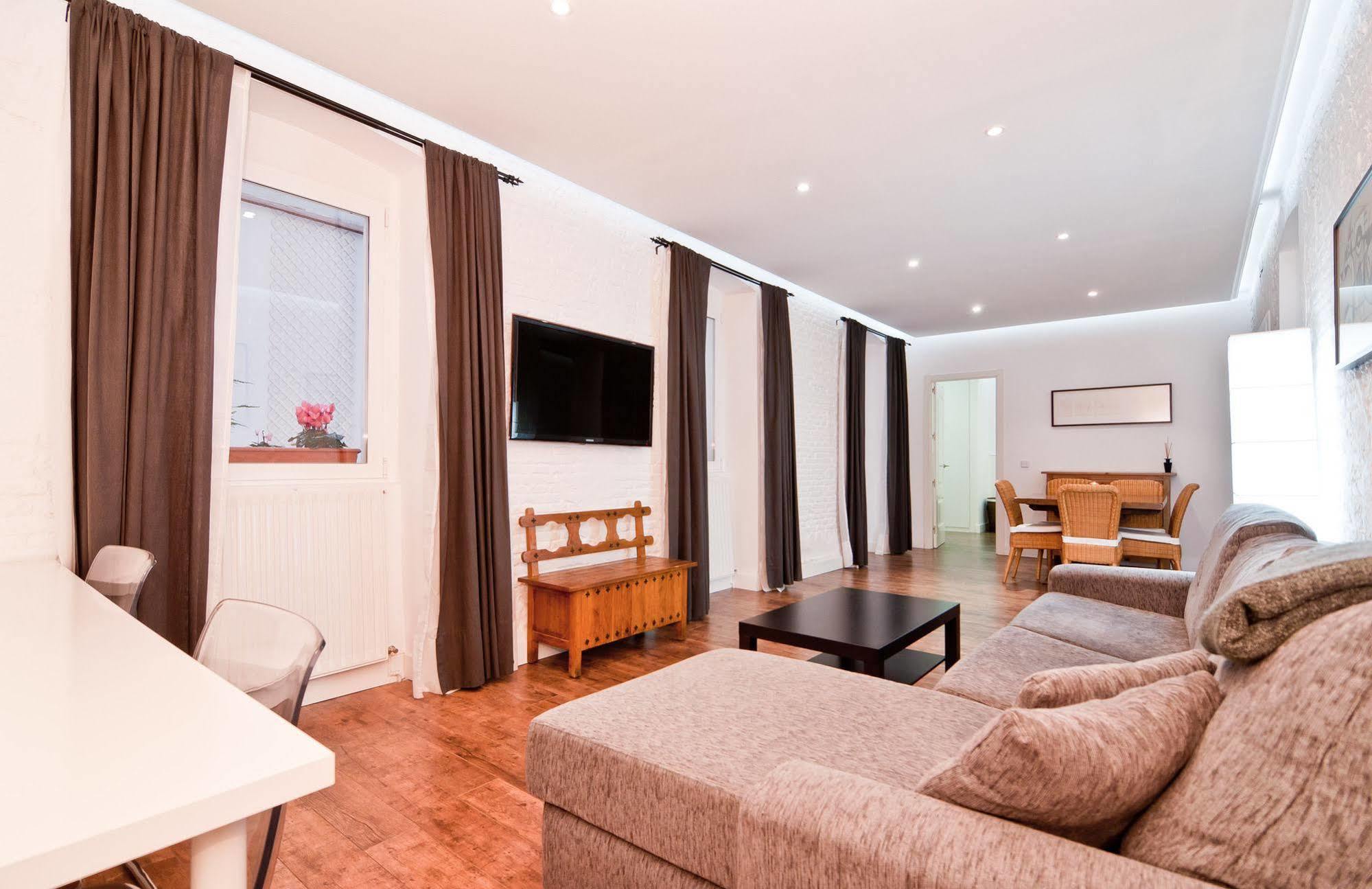 Apartamento Retiro Madrid Extérieur photo